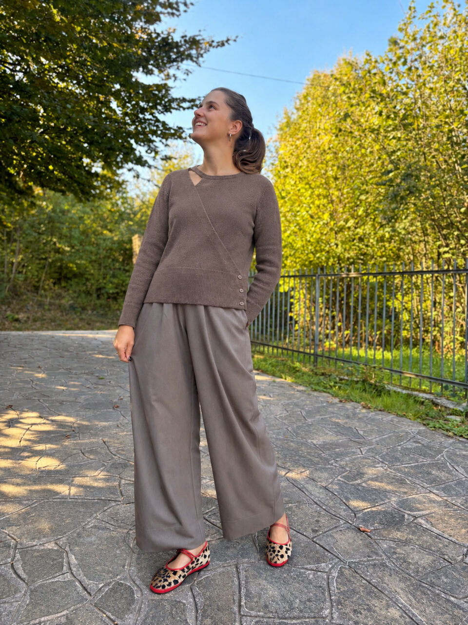 Maglione incrocio con finta canotta noce