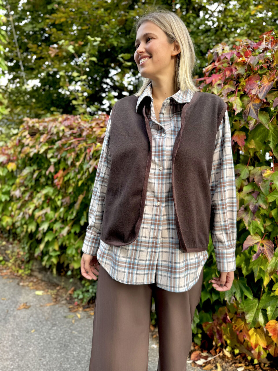 Gilet pura lana marrone scuro